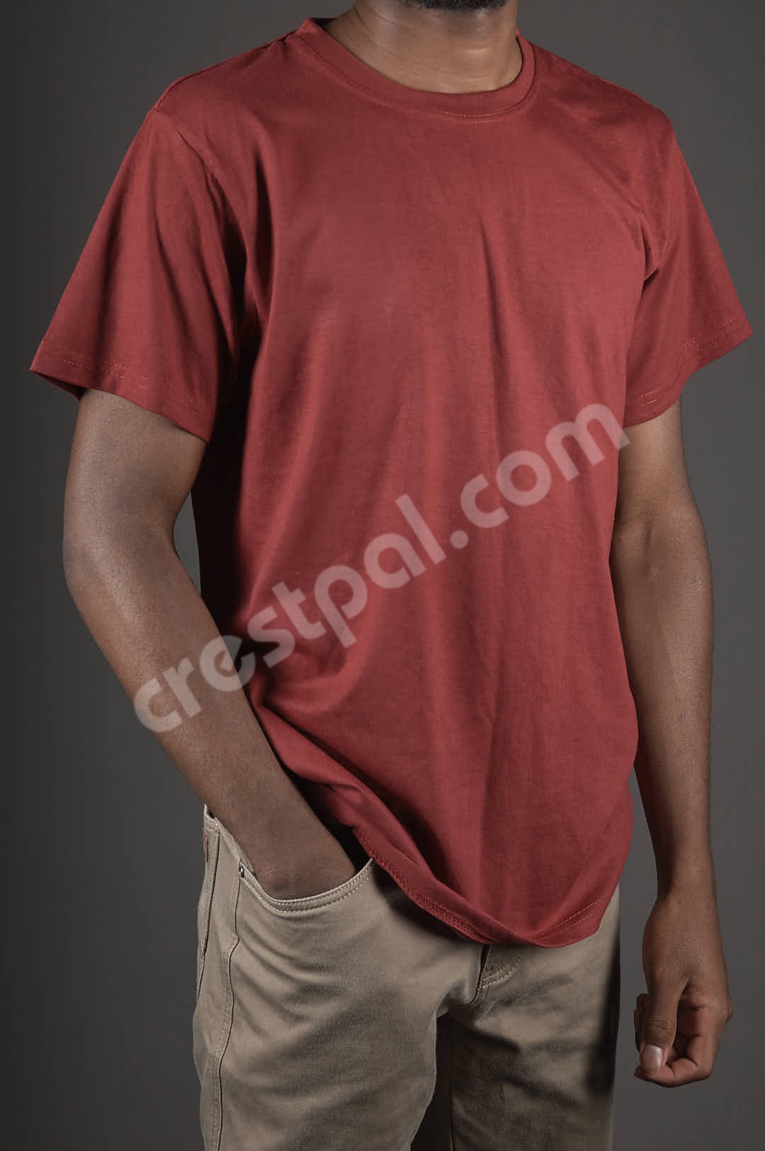 Roundneck Maroon — collar and placket detail
